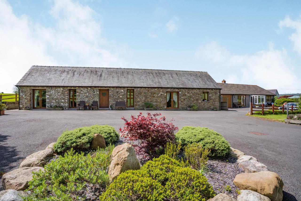 Ysgubor Hir Villa Llanedy Eksteriør billede